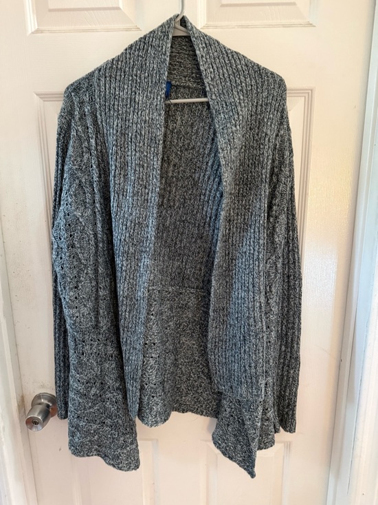 Falls Creek Sweaters - Falls Creek XL grey and white cardigan